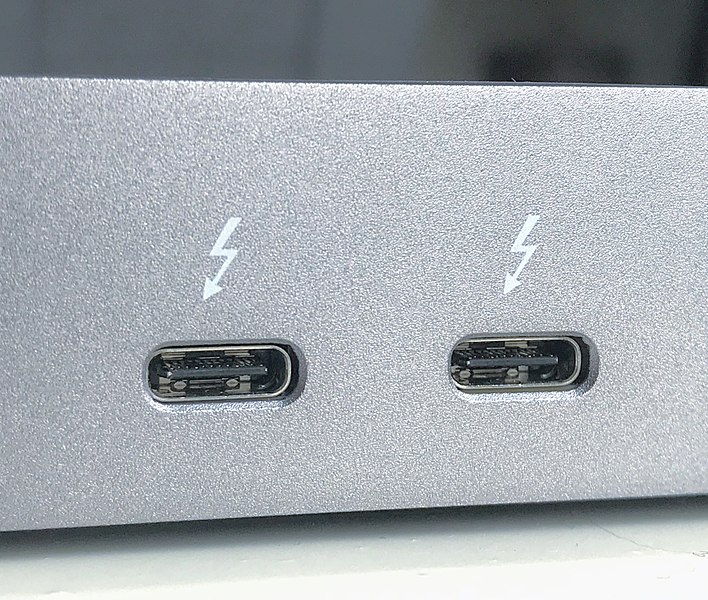 Thunderbolt 3 port